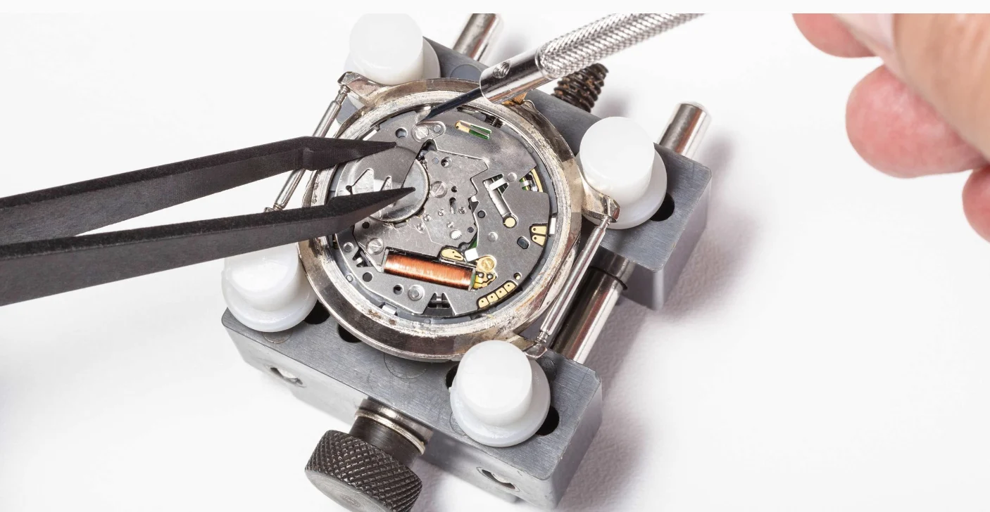 Mechanical vs. Quartz: The Ultimate Watch Movement Showdown