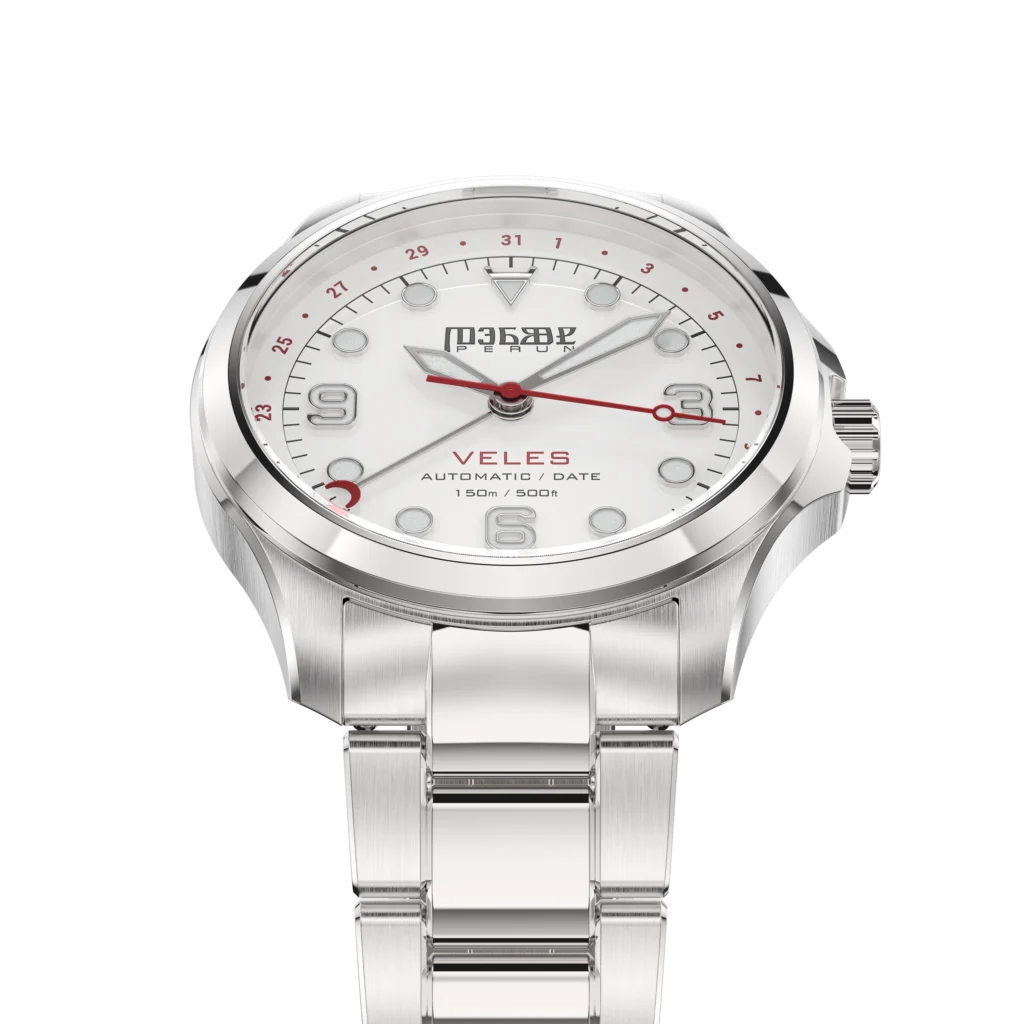 Veles Pearl White, white enamel dial on a steel bracelet