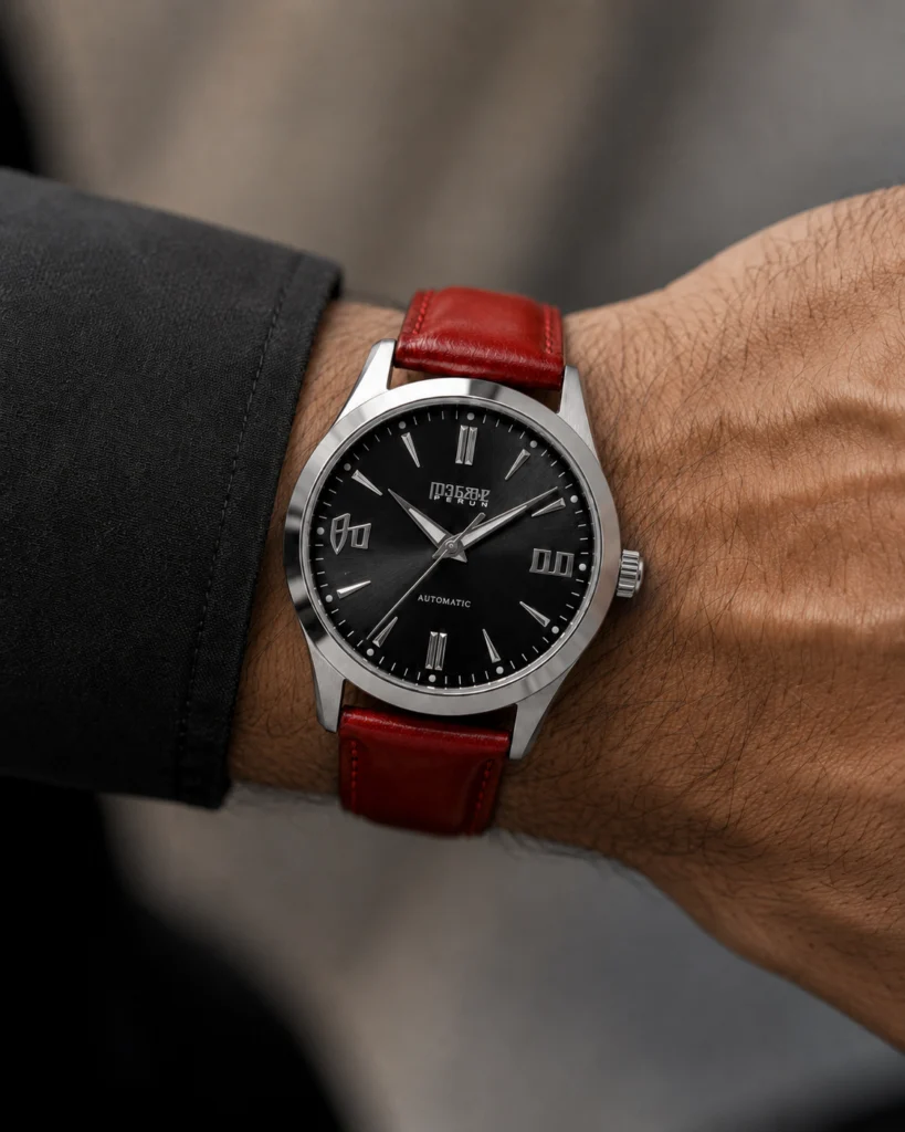 Knez Ponor on the wrist, on a crimson leather strap