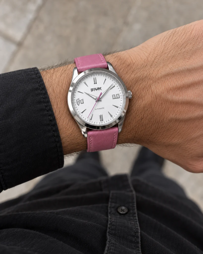 Knez Zora on the wrist, on a pink leather strap